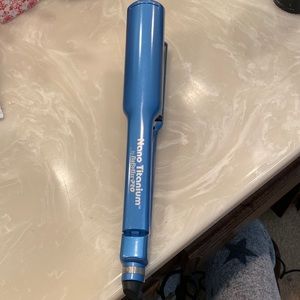 Nano Titanium by BabyBliss Pro Hair Straightener